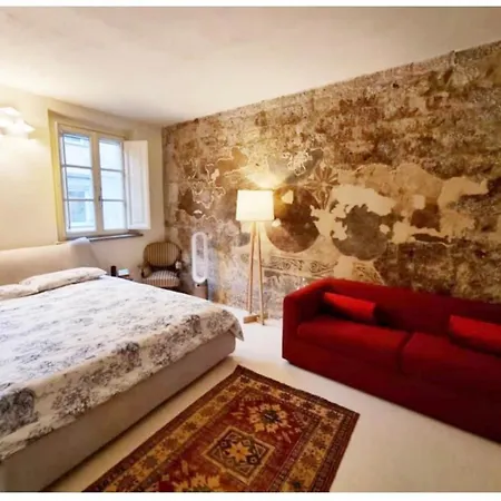 Luxury Tower House In Heart Of Pisa